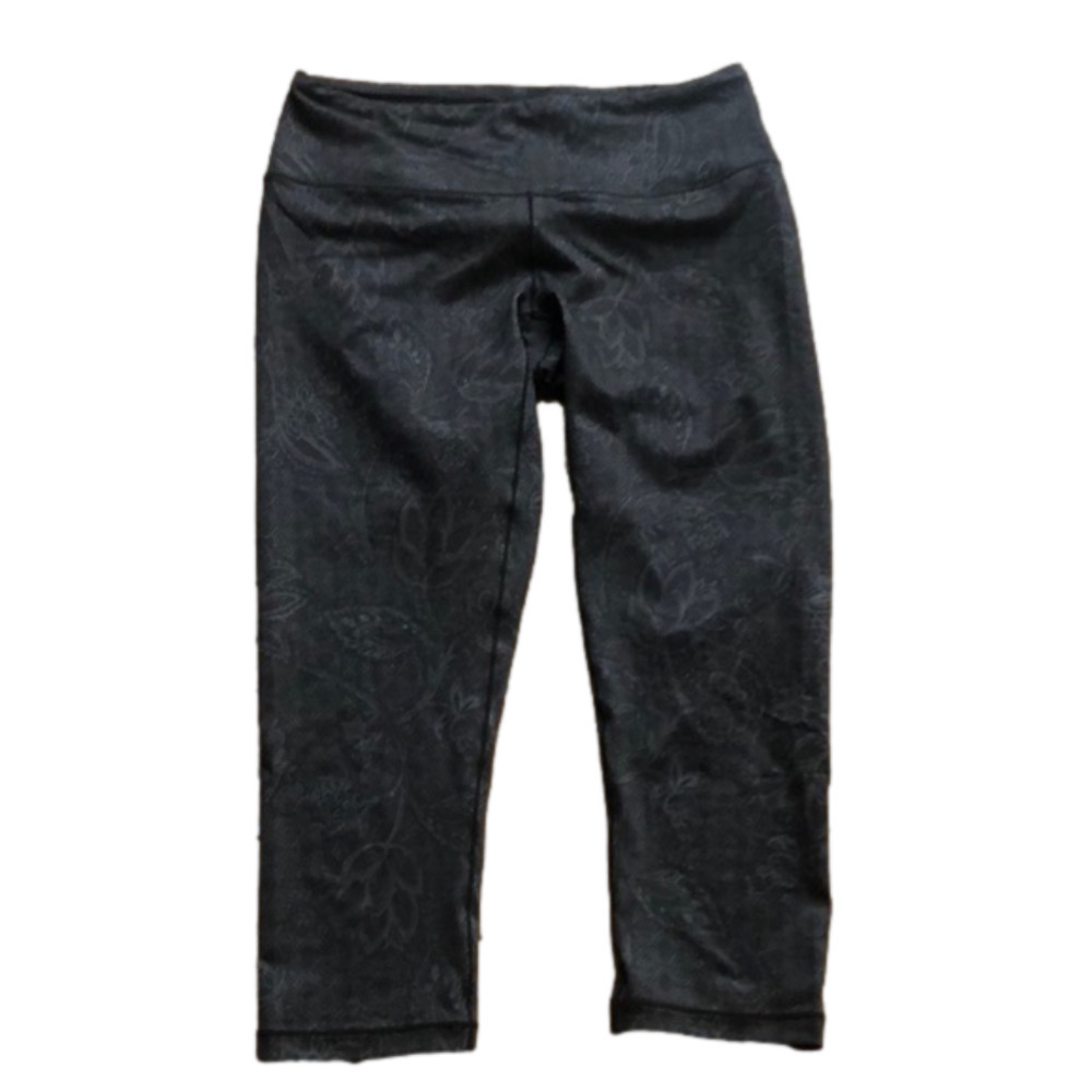 - Prana Capris - Size Small